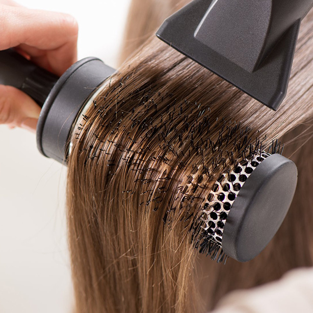 Сушка волос до плеч ( брашинг/ фен)