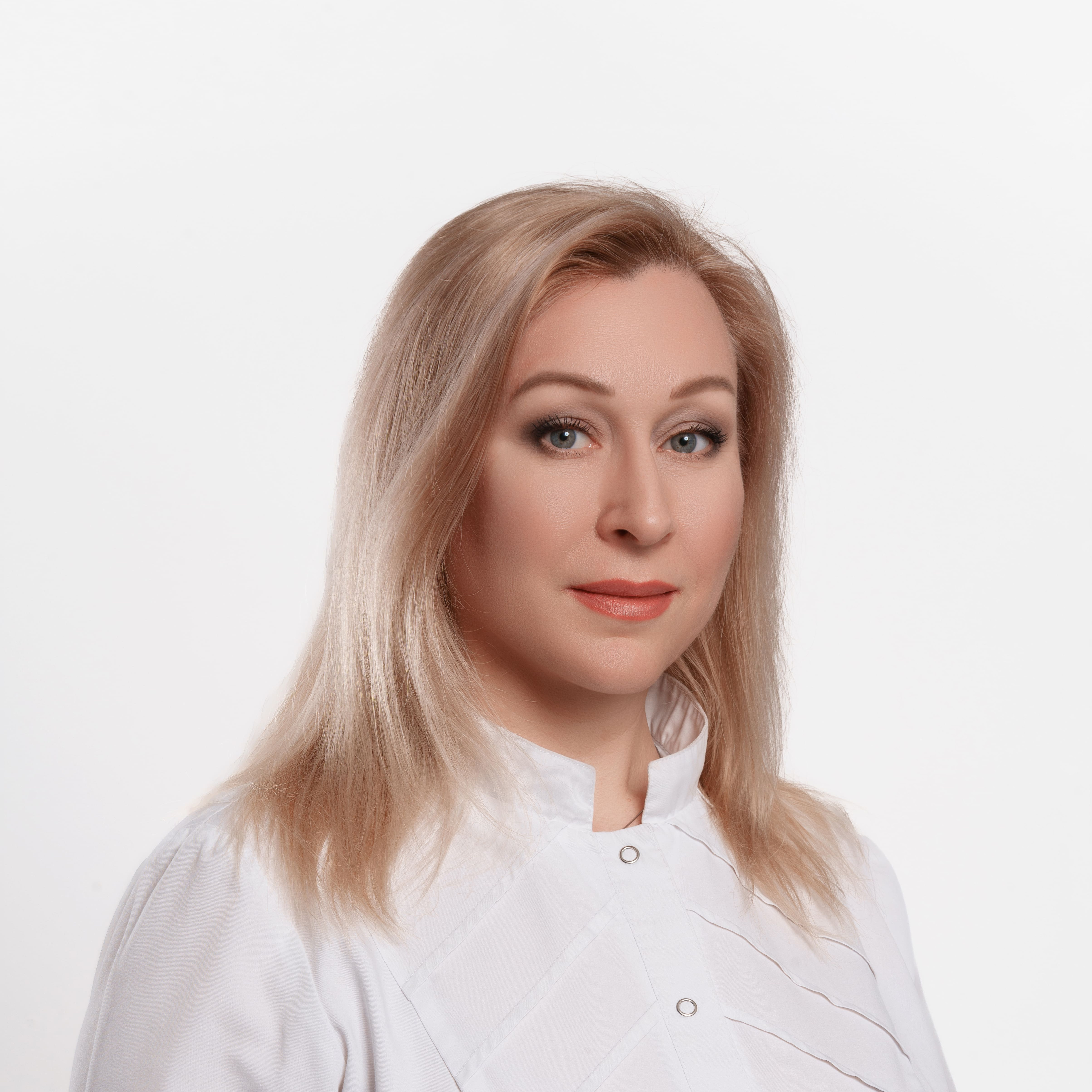 Попова Анна Ивановна