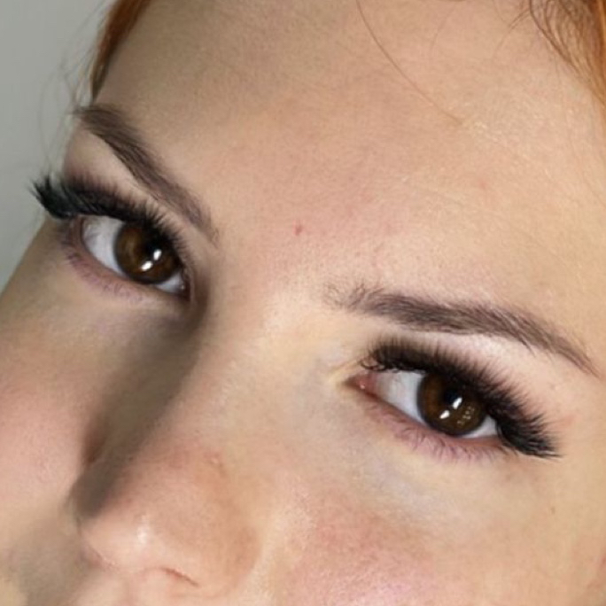 Наращивание ресниц 3d