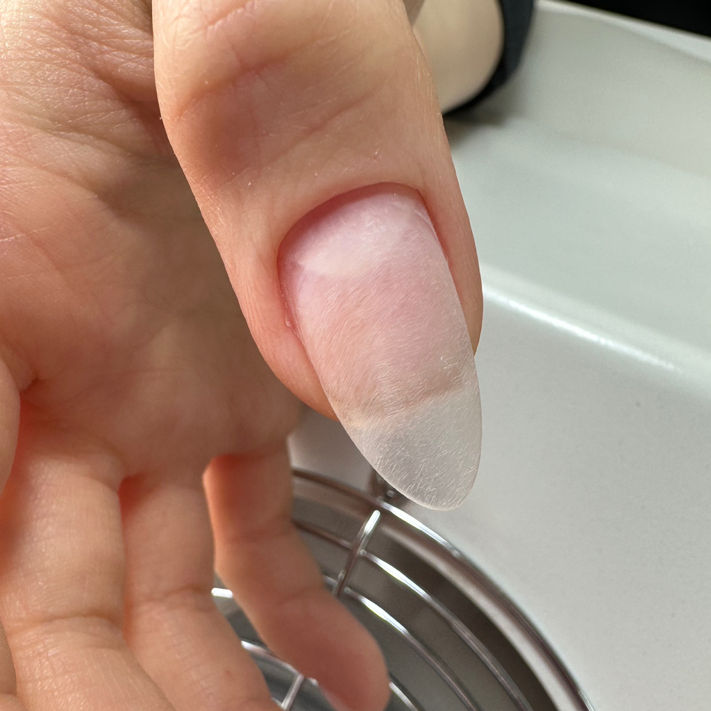 Ремонт ногтя (гелем, акригелем, донаращивание)