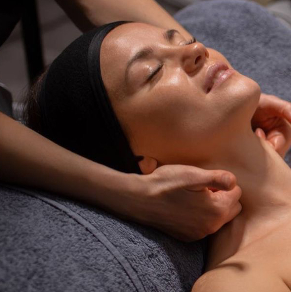 Аюрведический массаж головы и лица