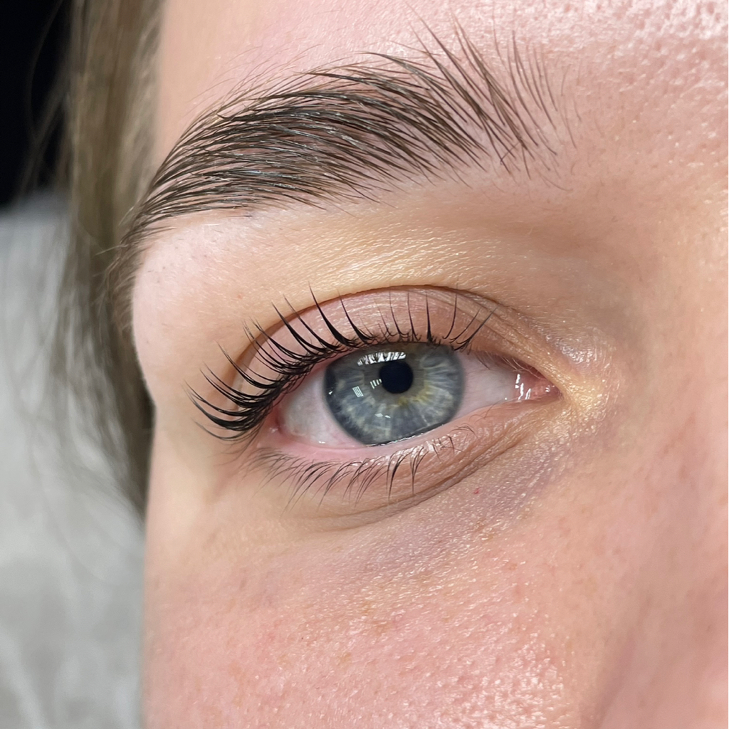 Ламинирование ресниц