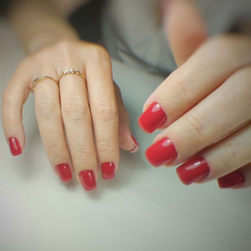 маникюр с покрытием