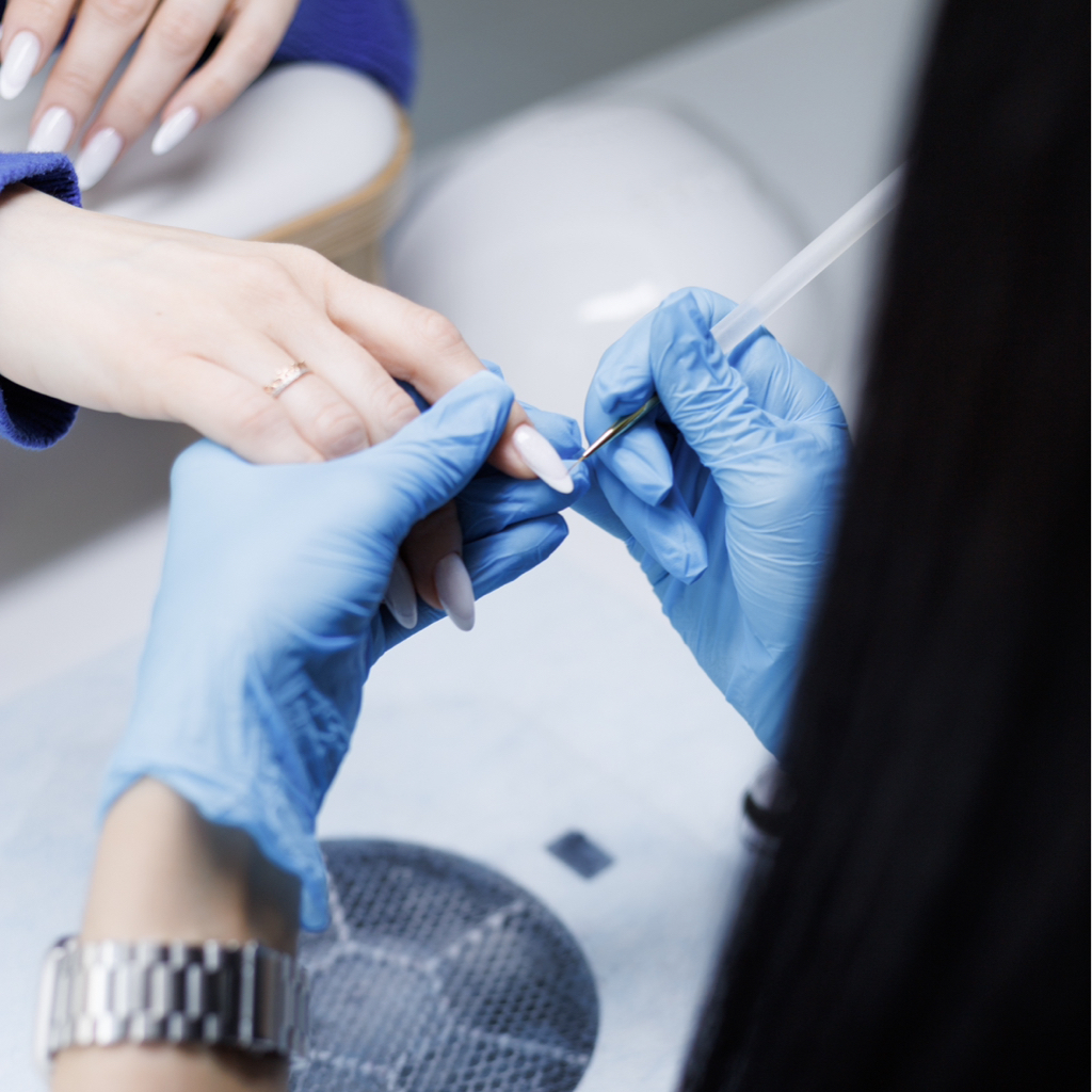 Коррекция наращенных (длинна от 3)