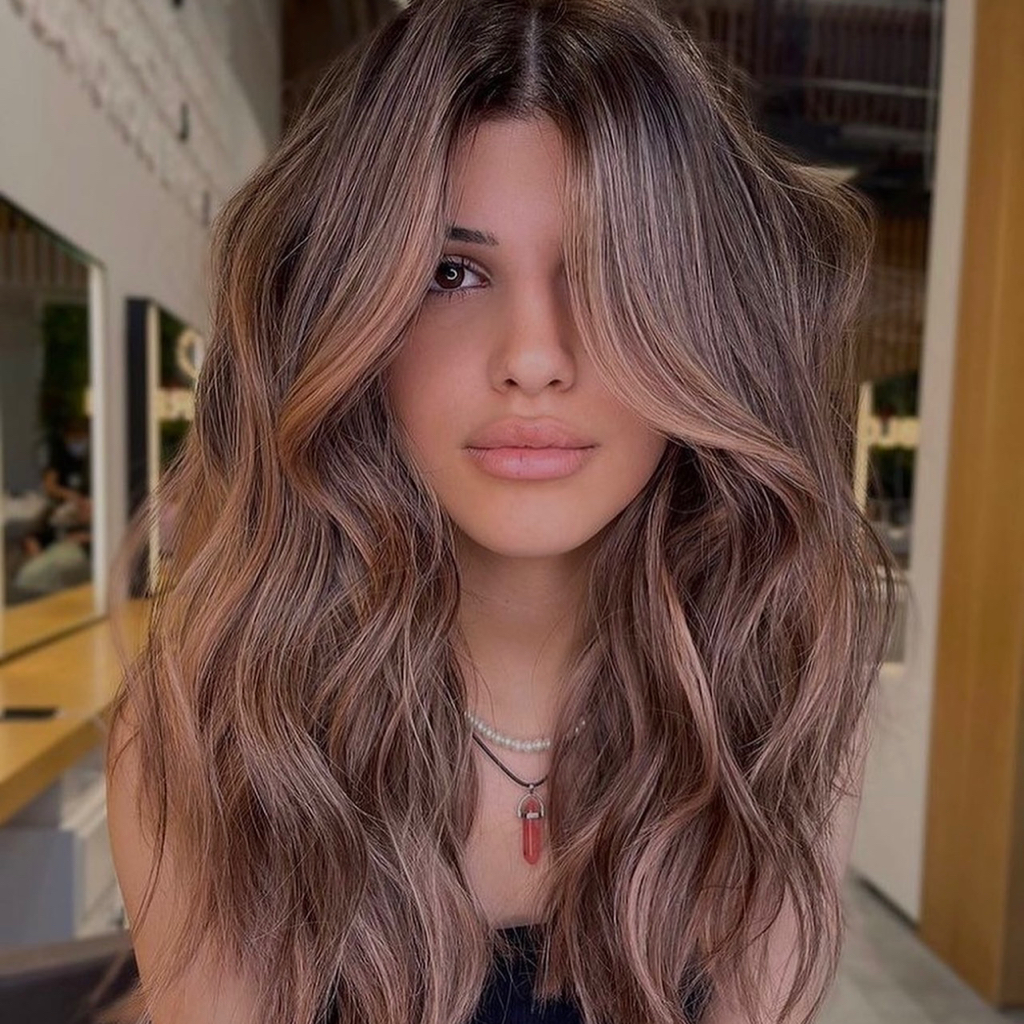 Сложное окрашивание волосы по лопатки(Shatush,Мелирование,Balayage,Total blond, HandTouch) + питательная маска ,подравнивание и легкая укладка.