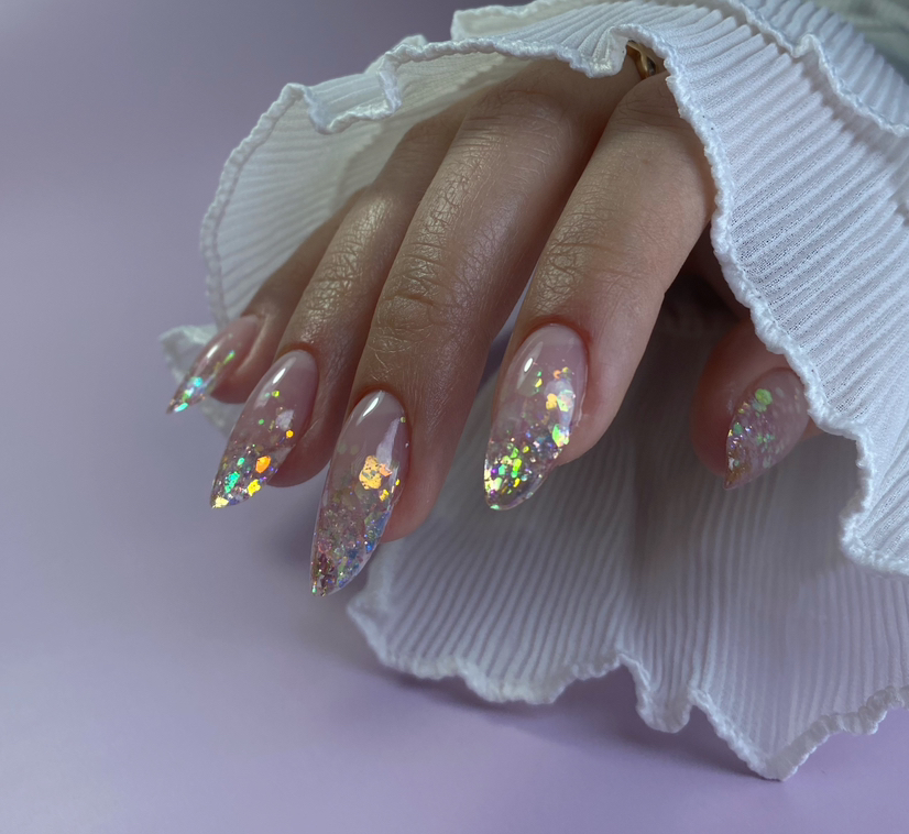 Наращивание ногтей