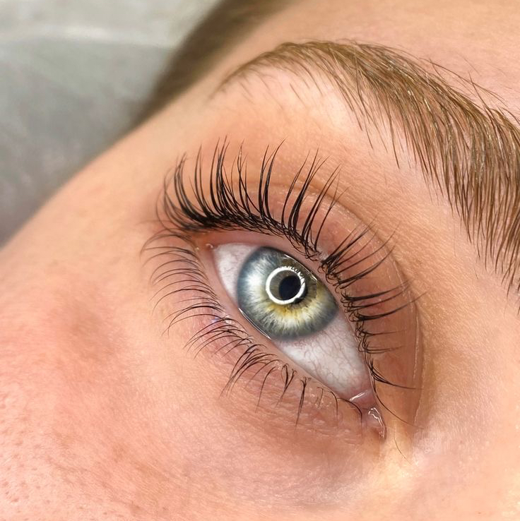 Окрашивание ресниц