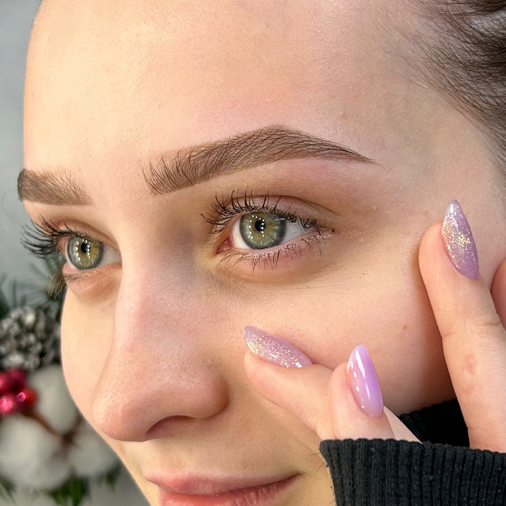 Оформление бровей