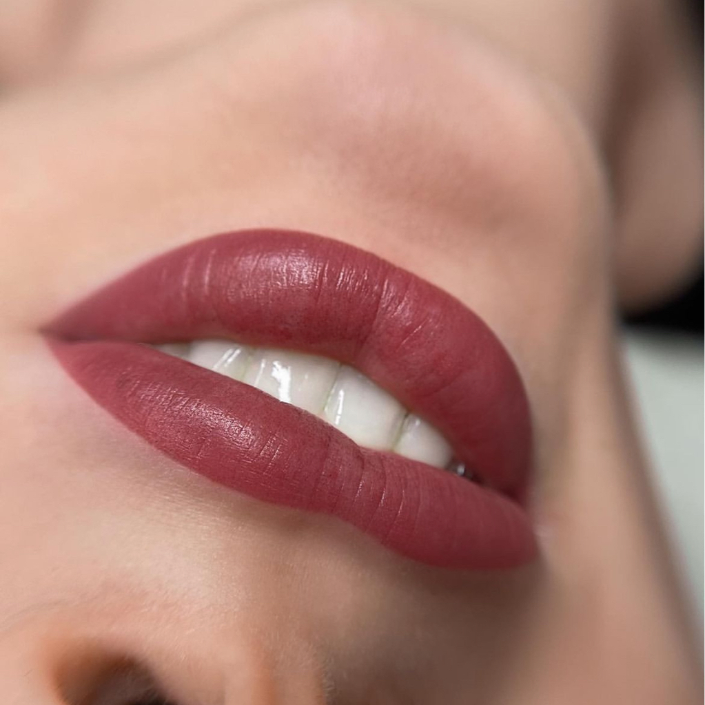 Lūpu Permanents
Перманент губ