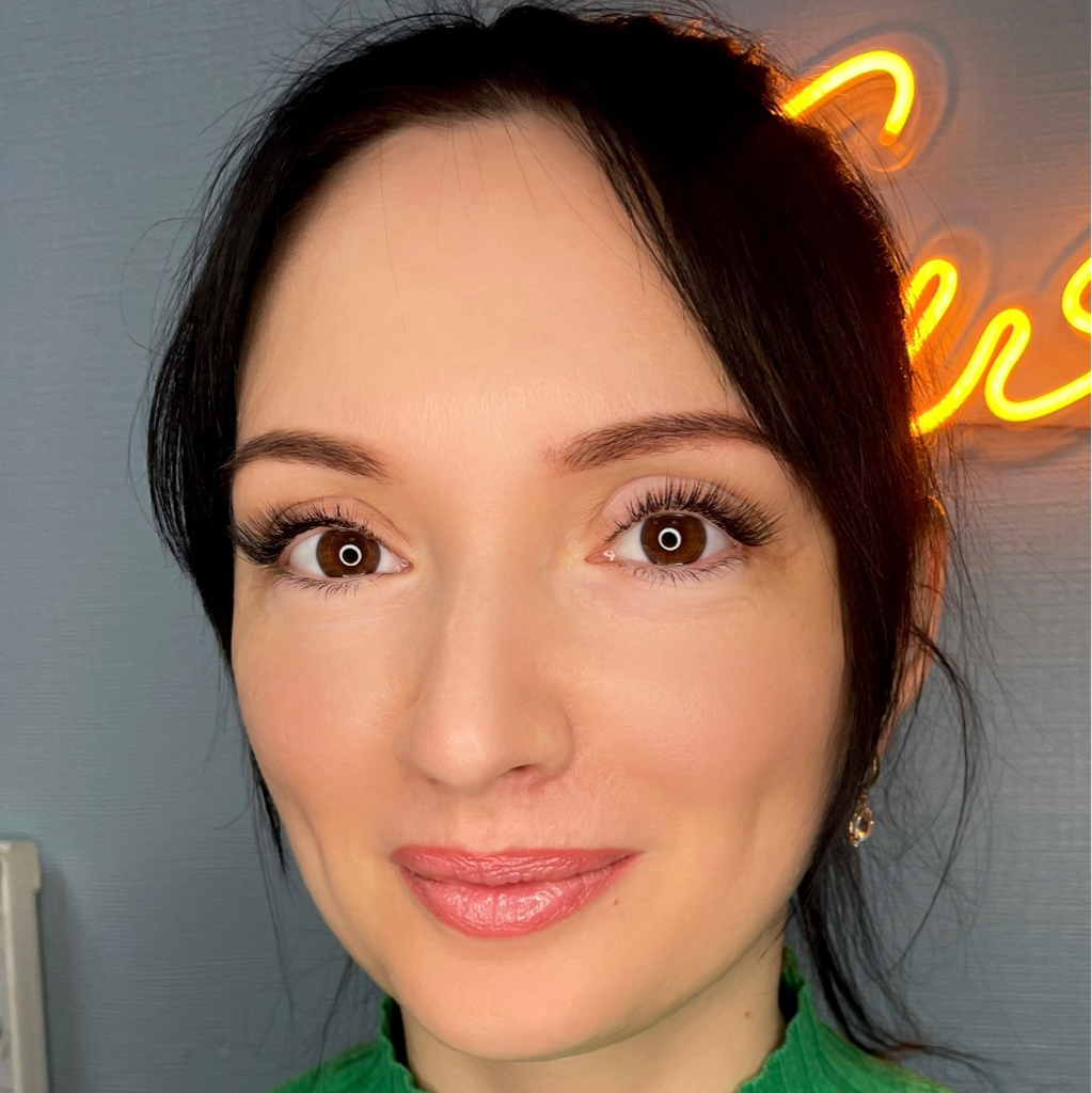 Наращивание ресниц (классика)