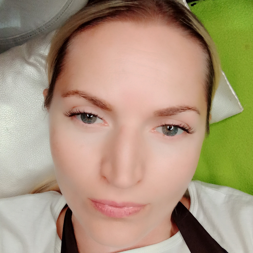 Трининг лица нитью