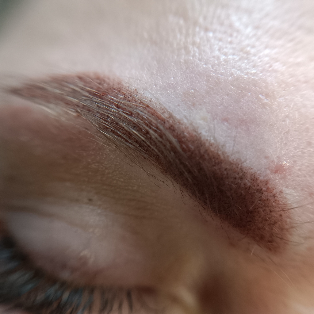 Ламинирование бровей