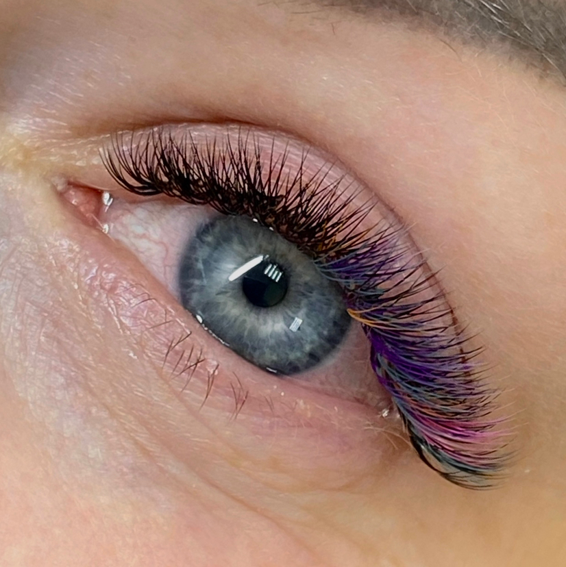 Наращивание ресниц «объём 2,5-3д»