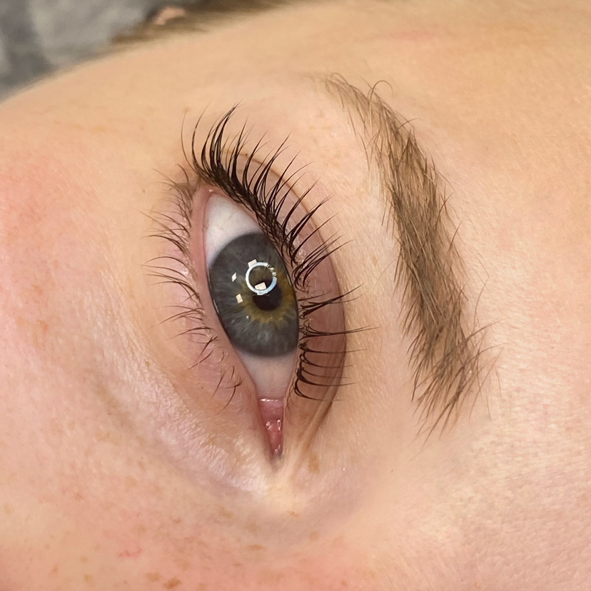 Окрашивание ресниц