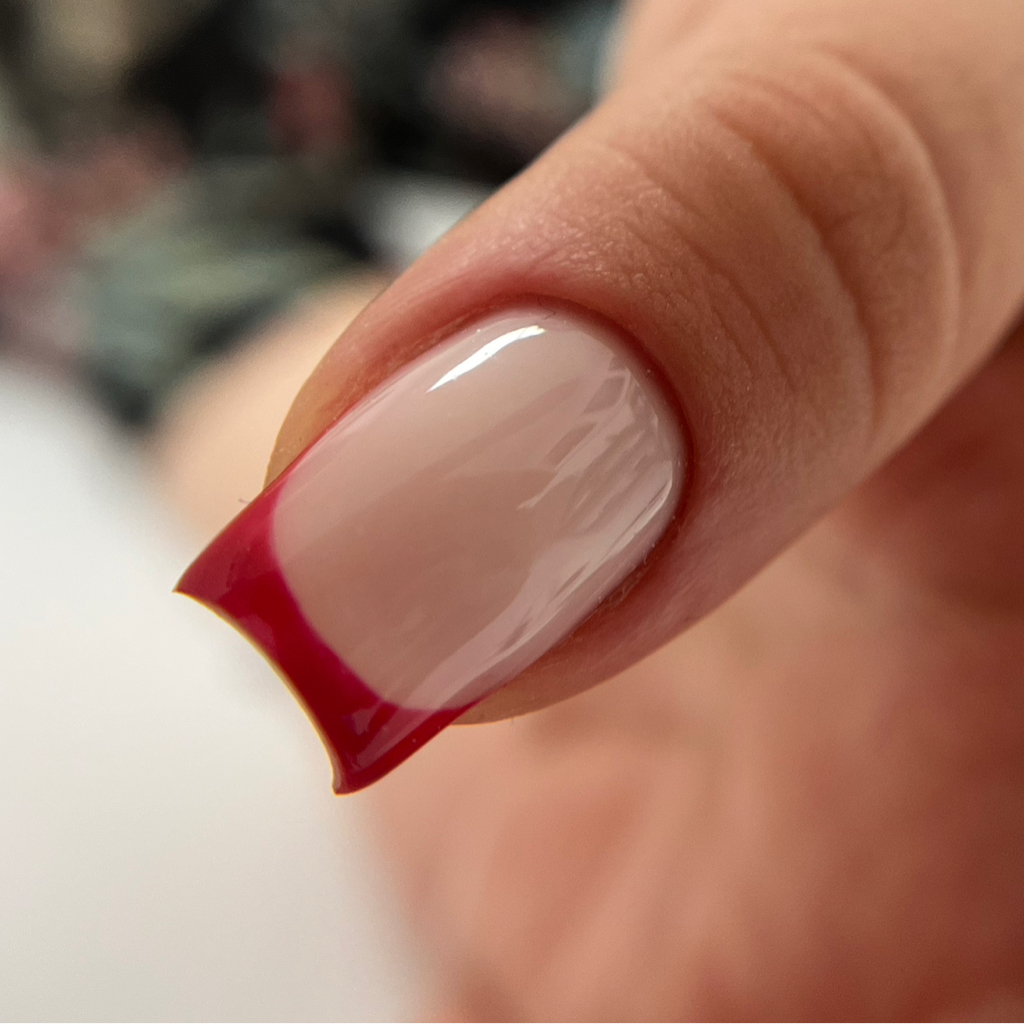 Маникюр с покрытием гель-лак