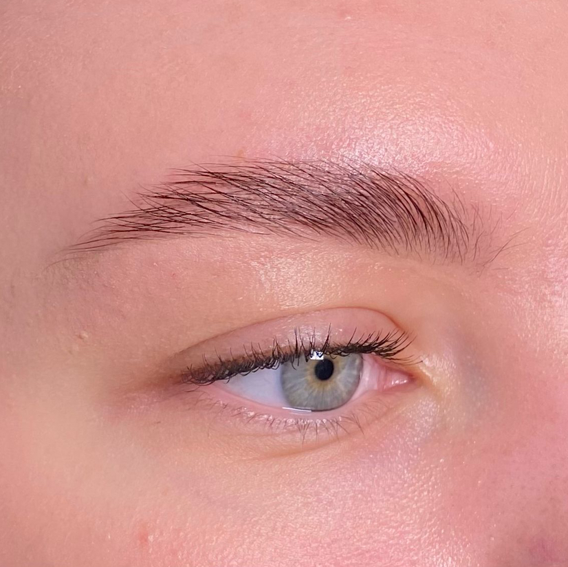 ORGANIC BROW - восстанавливающий уход для бровей с окрашиванием