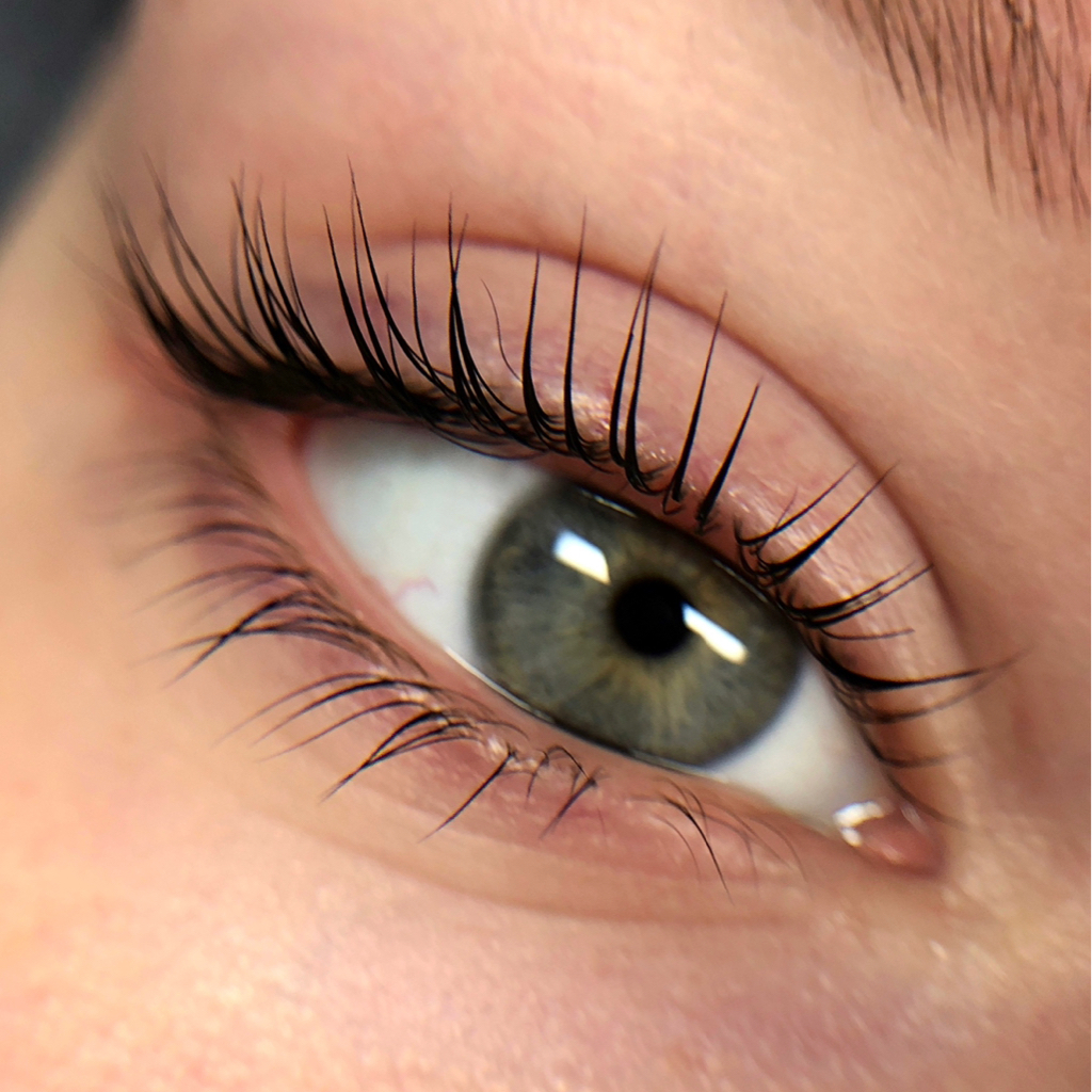 Ламинирование ресниц