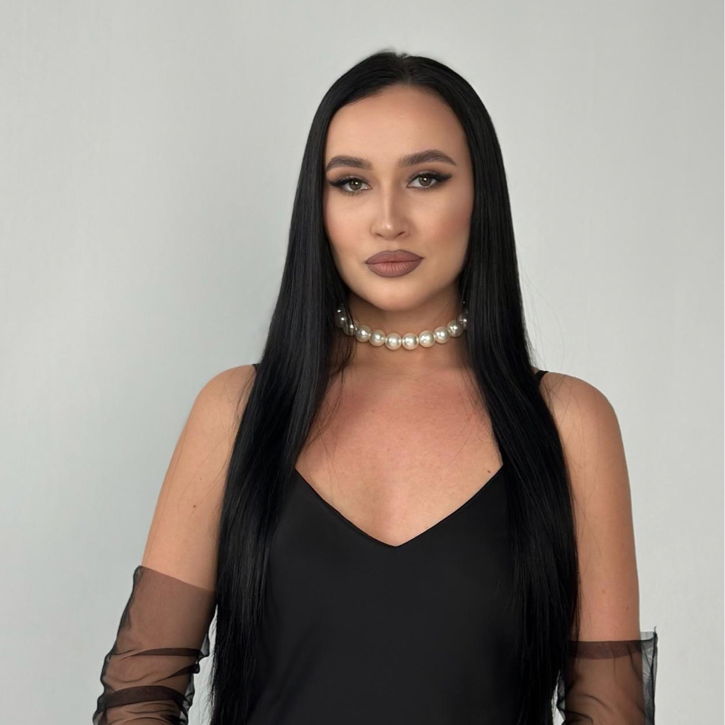 Романова Елена