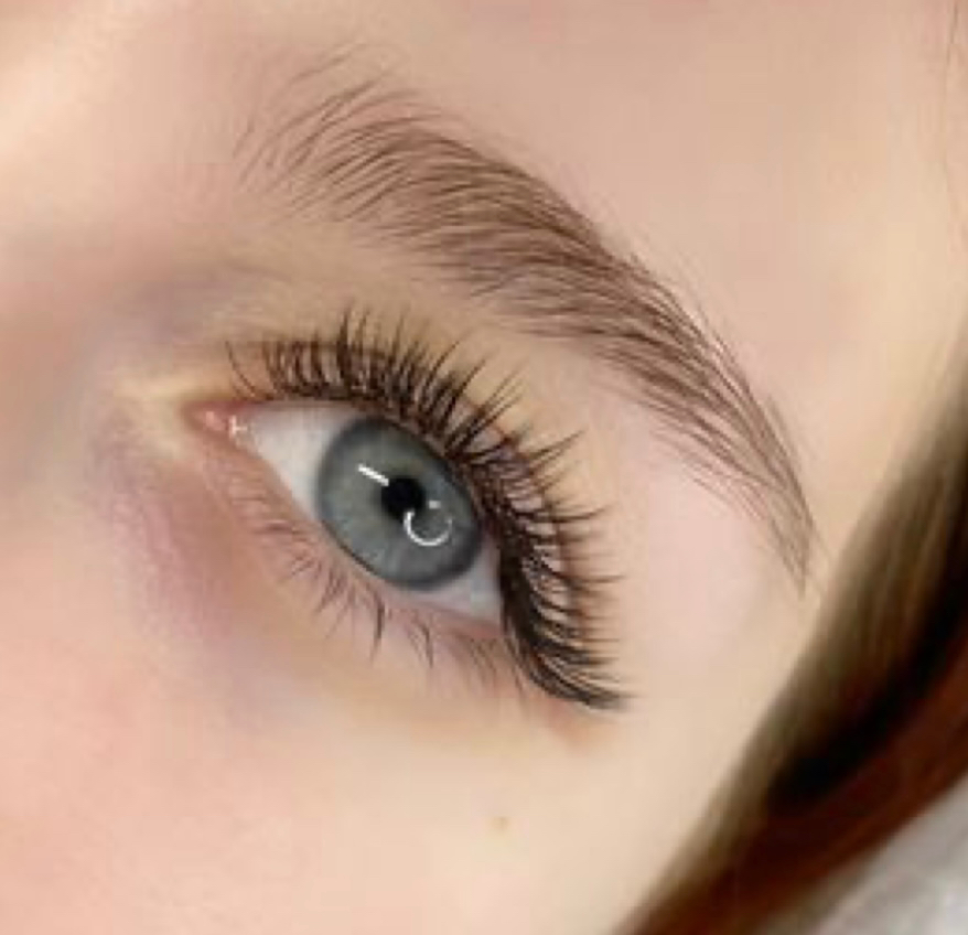 Наращивание ресниц 2д