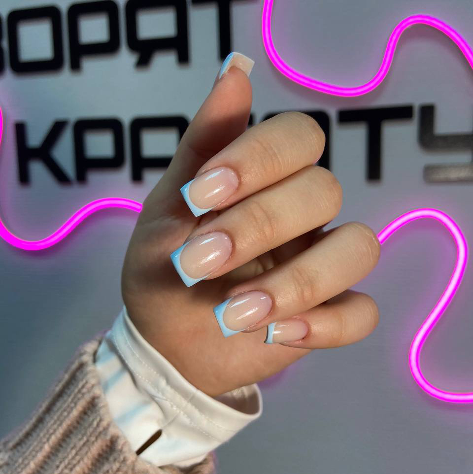 Французский маникюр (добавлять к основному маникюру)