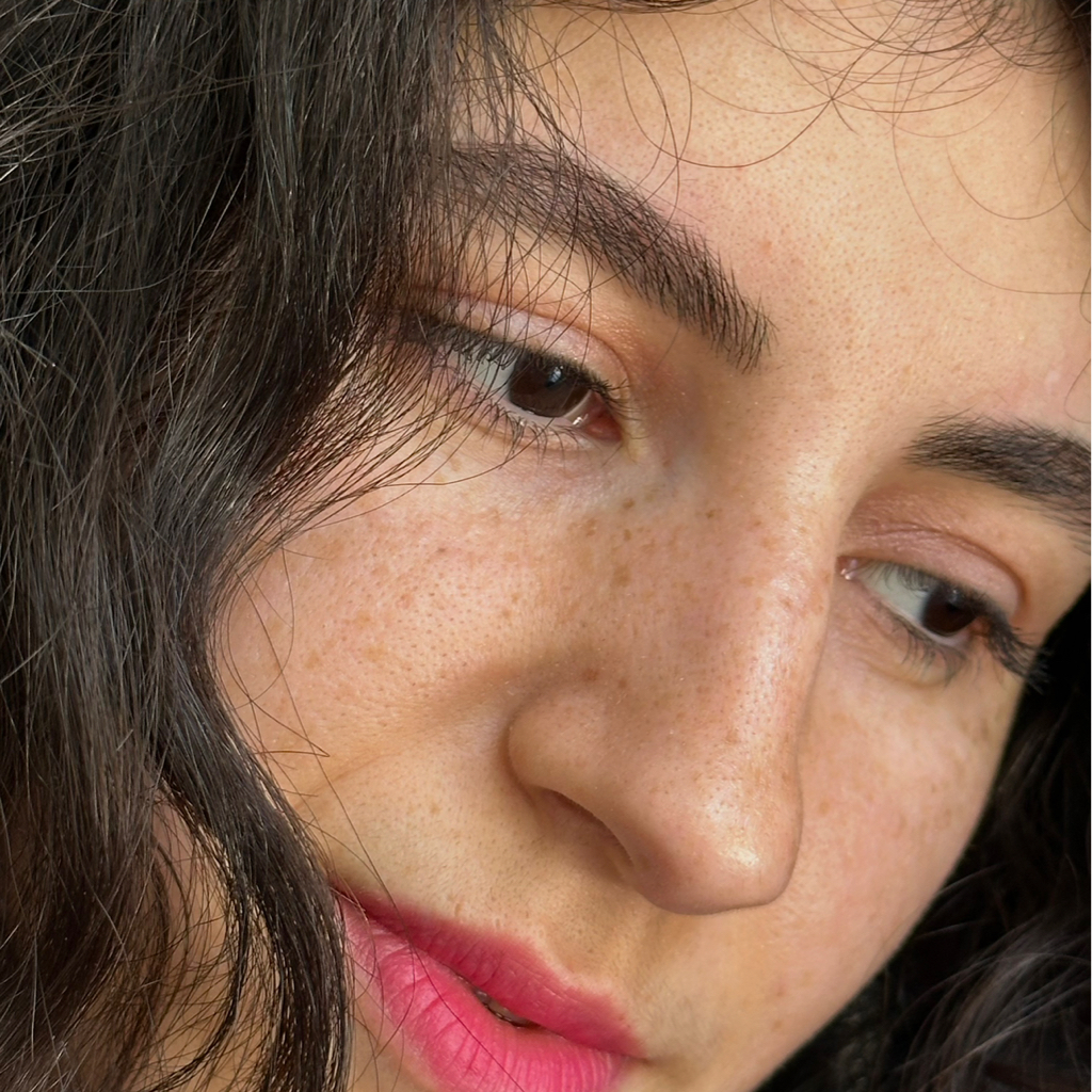 коррекция бровей и глубокий уход ( без окрашивания )