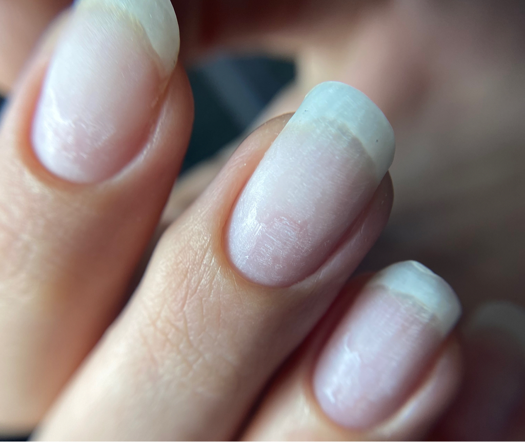 Снятие старого покрытия + Комбинированный маникюр