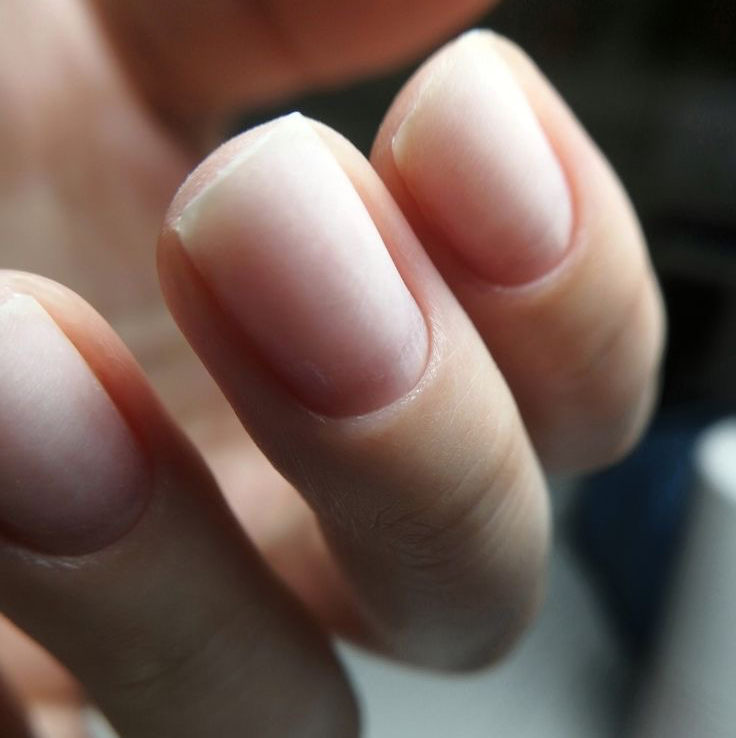 Маникюр без покрытия