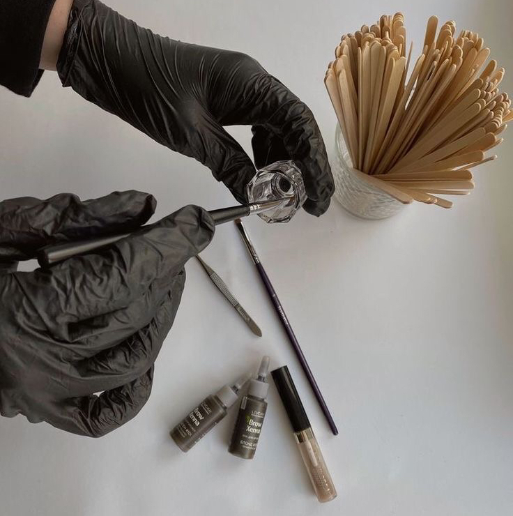 Брови Люкс  ламинирование бровей+ коррекция+окрашивание