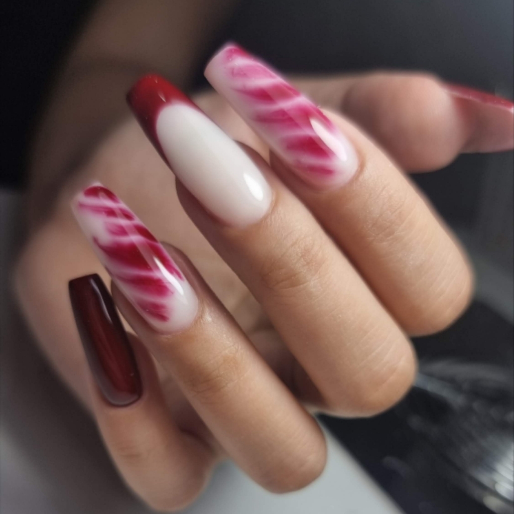 наращивание ногтей