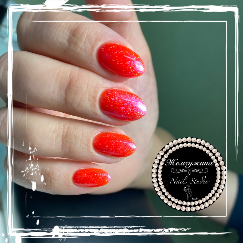 Маникюр с покрытием гель-лак + укрепление