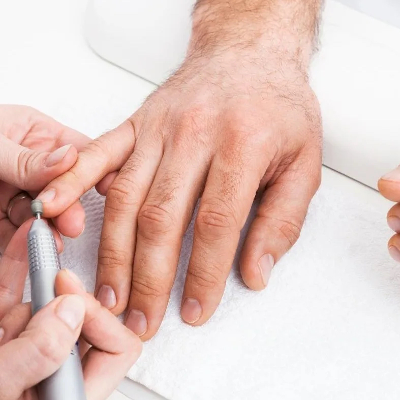 Мужской маникюр