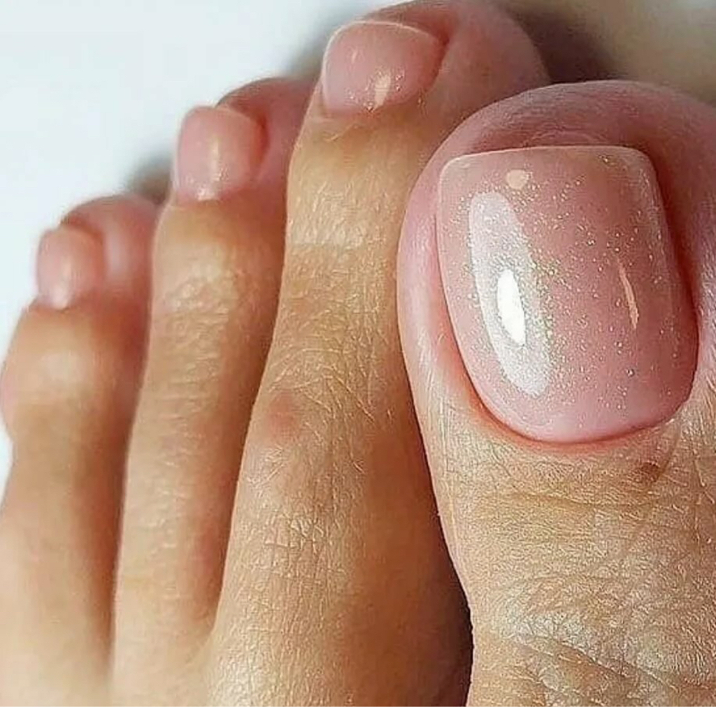 Обработка пальчиков ног с покрытием