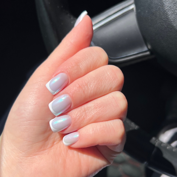 Маникюр с покрытием гель + френч /втирка