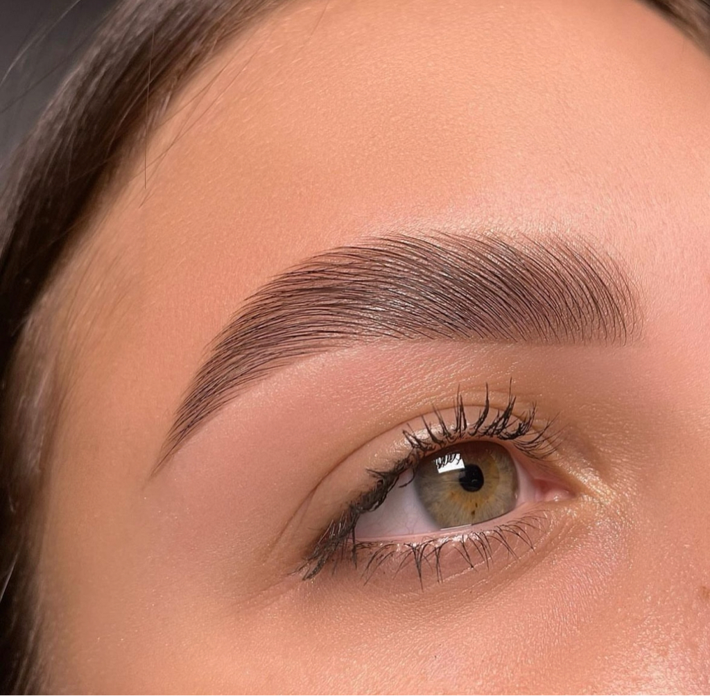 Ламинирование бровей с ботоксом