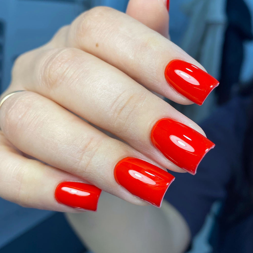 Маникюр с укреплением (гель)