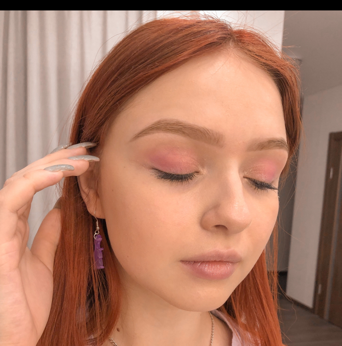 Окрашивание бровей с коррекцией