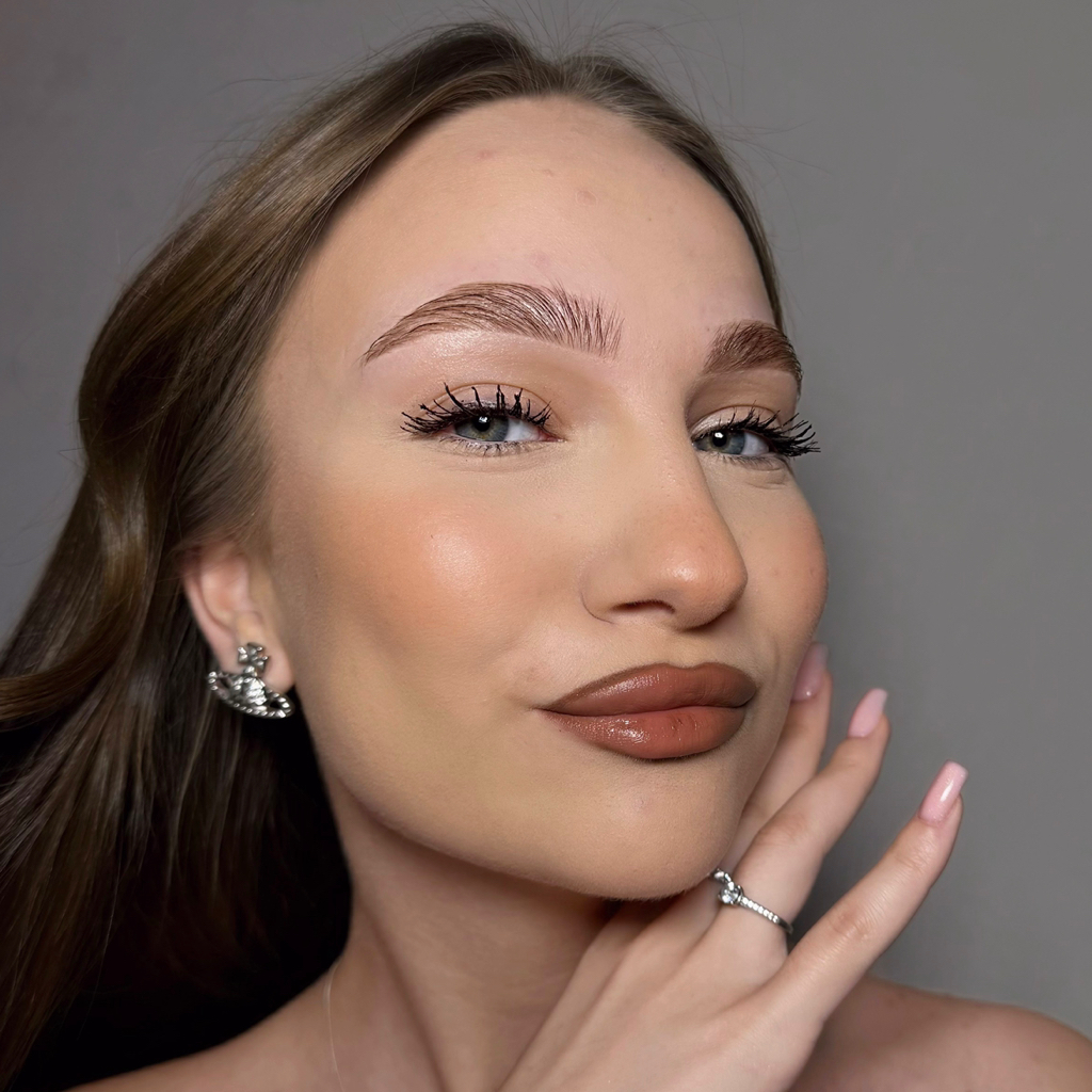 Коррекция + окрашивание (краска/хна)