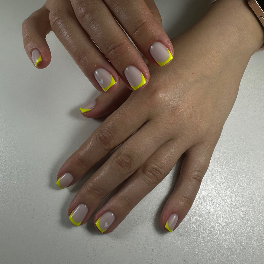 Маникюр,укрепление,покрытие Luxio+дизайн