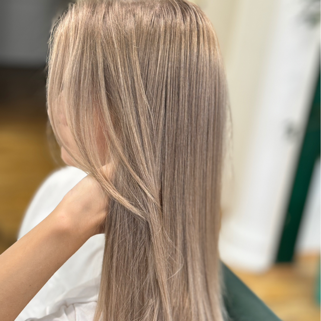 Однотонное окрашивание/Тонирование волос