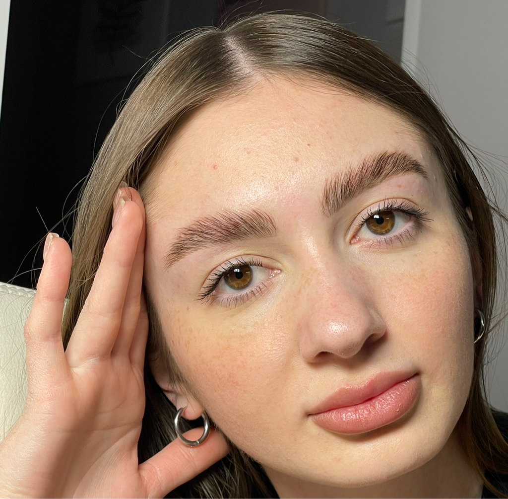 Долговременная укладка бровей + коррекция + окрашивание