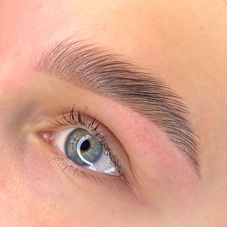 Долговременная укладка бровей + коррекция