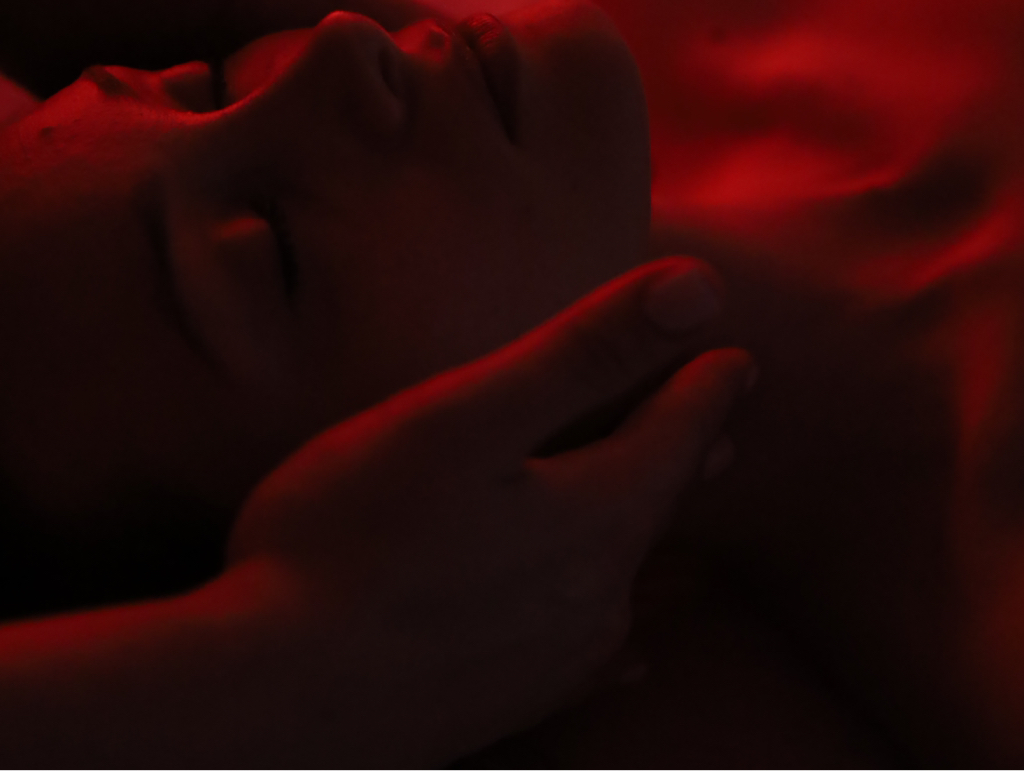 Классический массаж лица и головы