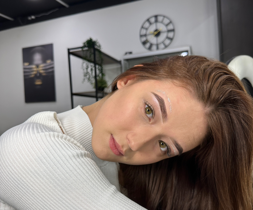 Оформление бровей