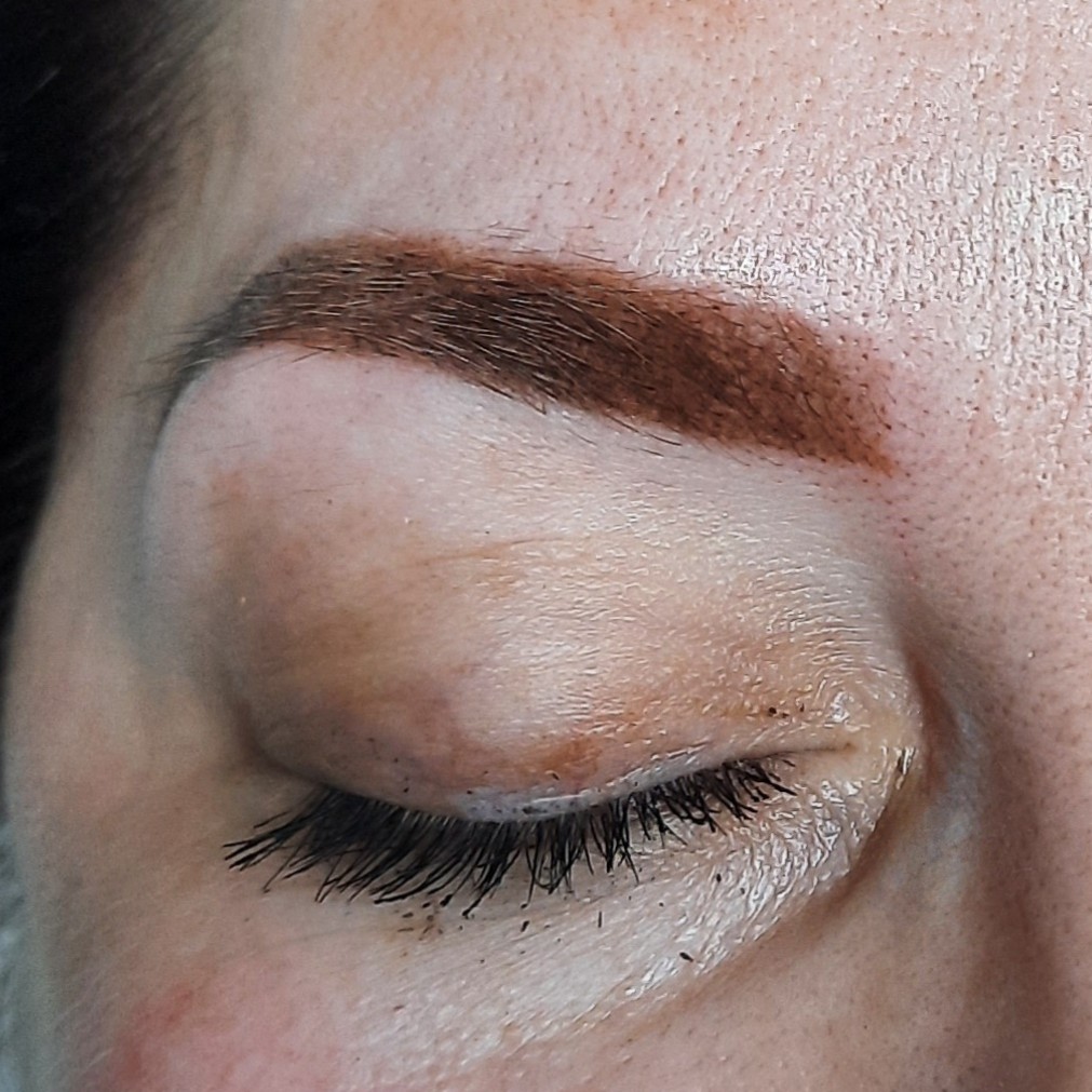 Brow Artist