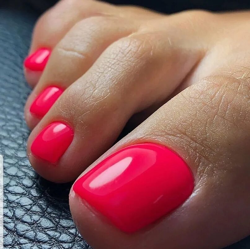 Педикюр с покрытием гель лак