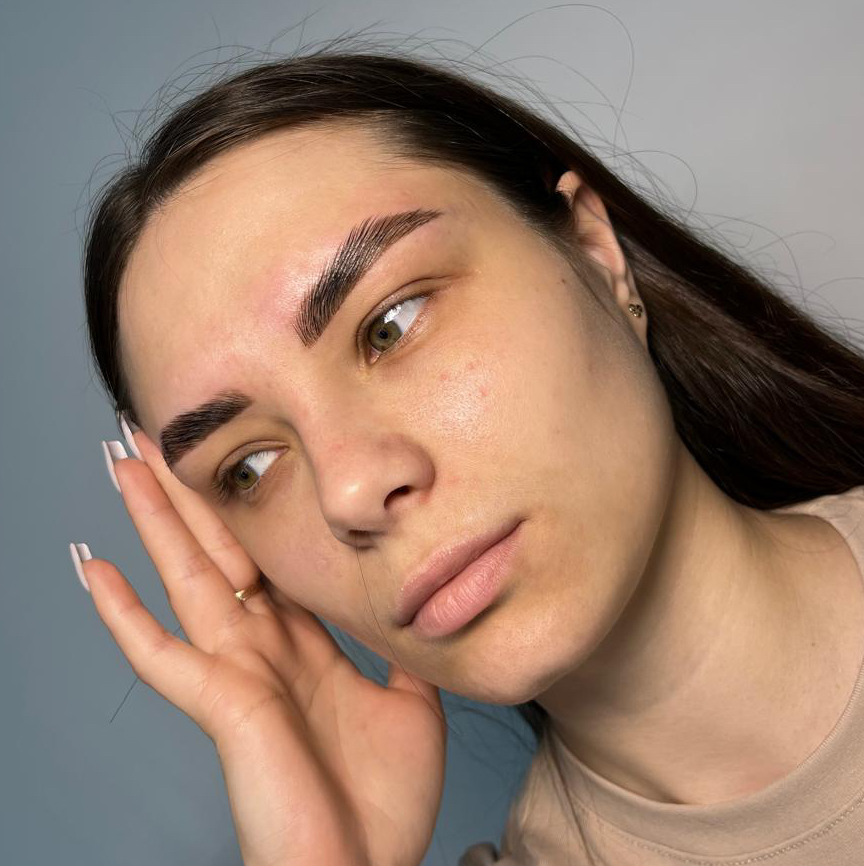 Коррекция + окрашивание бровей