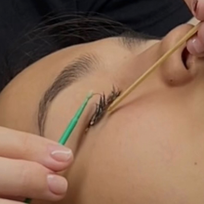 Снятие ресниц без последующего наращивания