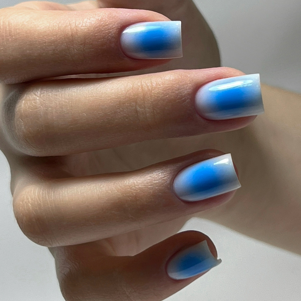 Наращивание ногтей