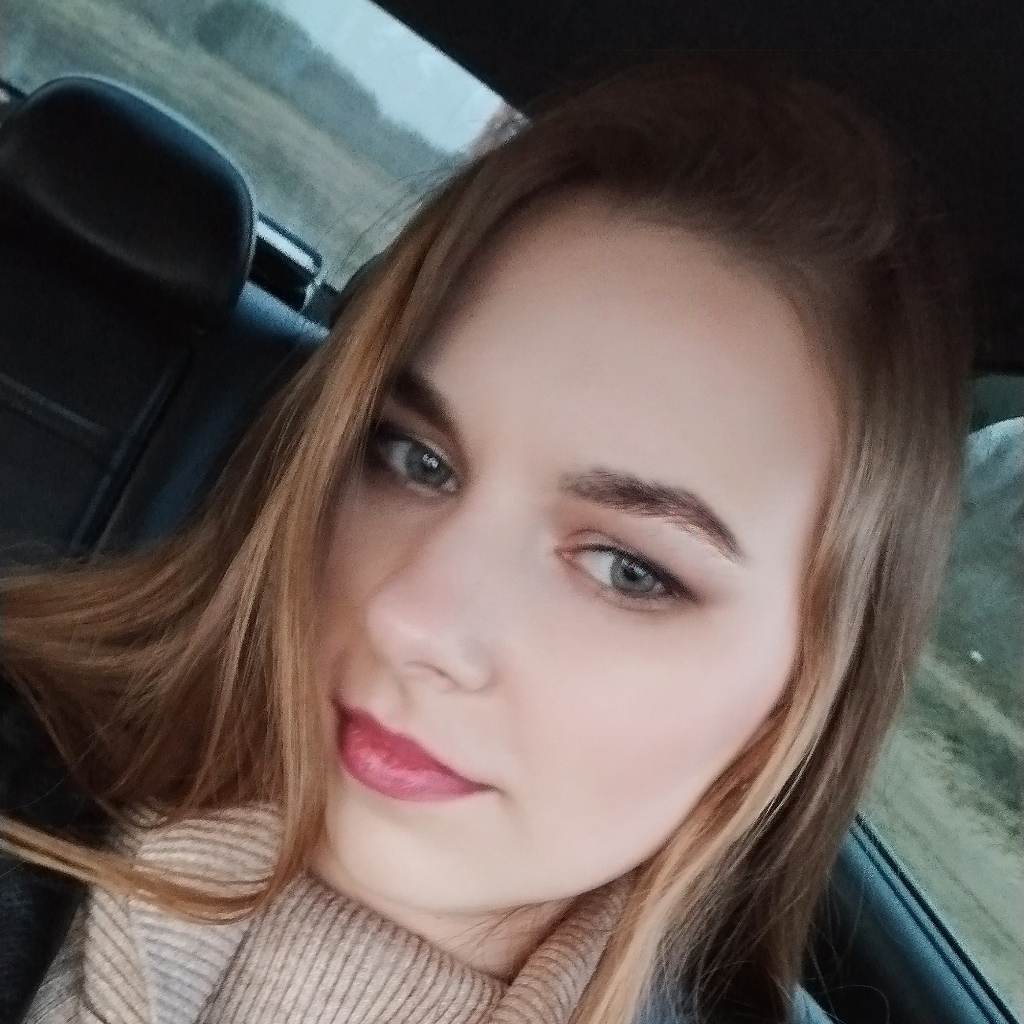 Полина