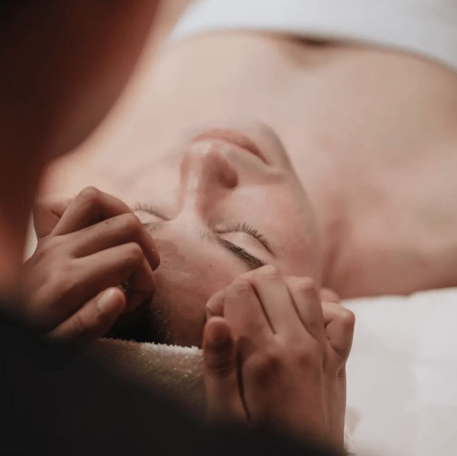 Первичная консультация/диагностика кожи лица и рекомендации домашнего ухода